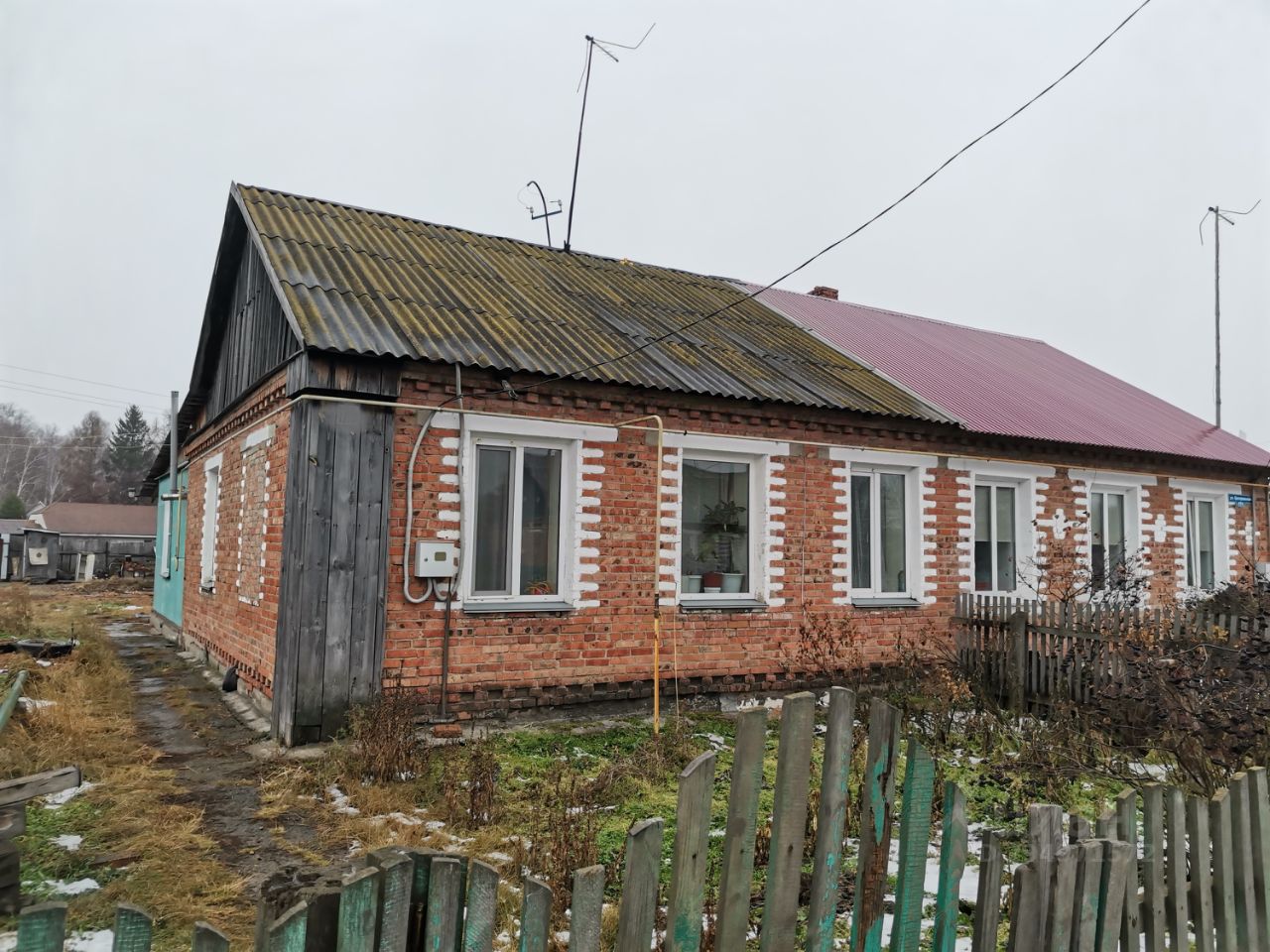 Купить загородную недвижимость в деревне Подгородка Омского района, продажа  загородной недвижимости - база объявлений Циан. Найдено 2 объявления