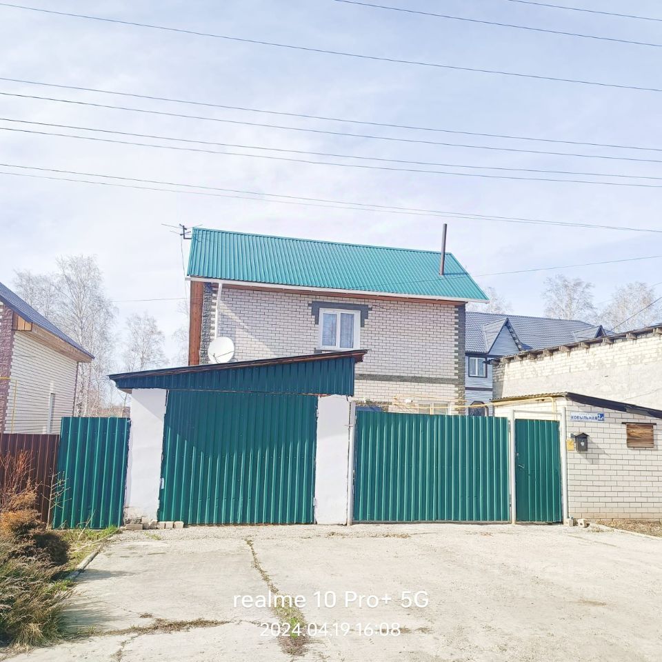 Продажа дома 123,4 м2 в Пригородном, Индустриальный район, Барнаул - 4  комнаты, 2 этажа, гараж