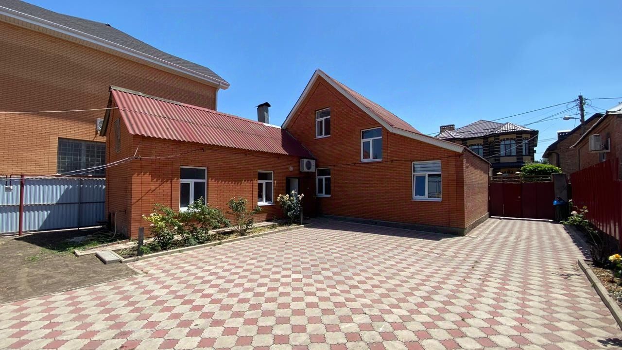 Продается2-этажныйдом,300м²