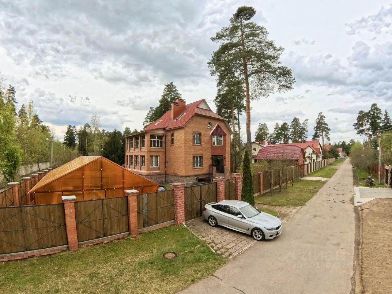 Купить загородную недвижимость в микрорайоне Северный в городе Балашиха,  продажа загородной недвижимости - база объявлений Циан. Найдено 2 объявления