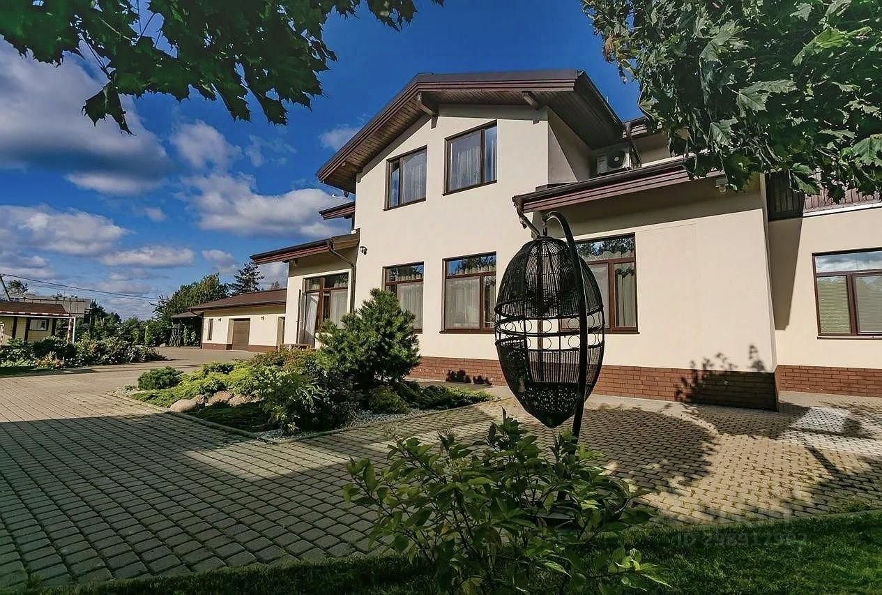 Ленина 203 м горячий ключ. Коттеджный поселок ленинское. Горячий ключ ленина 203 е. Загородный дом под чистовую отделку. Поселок ленинский ульяновск.