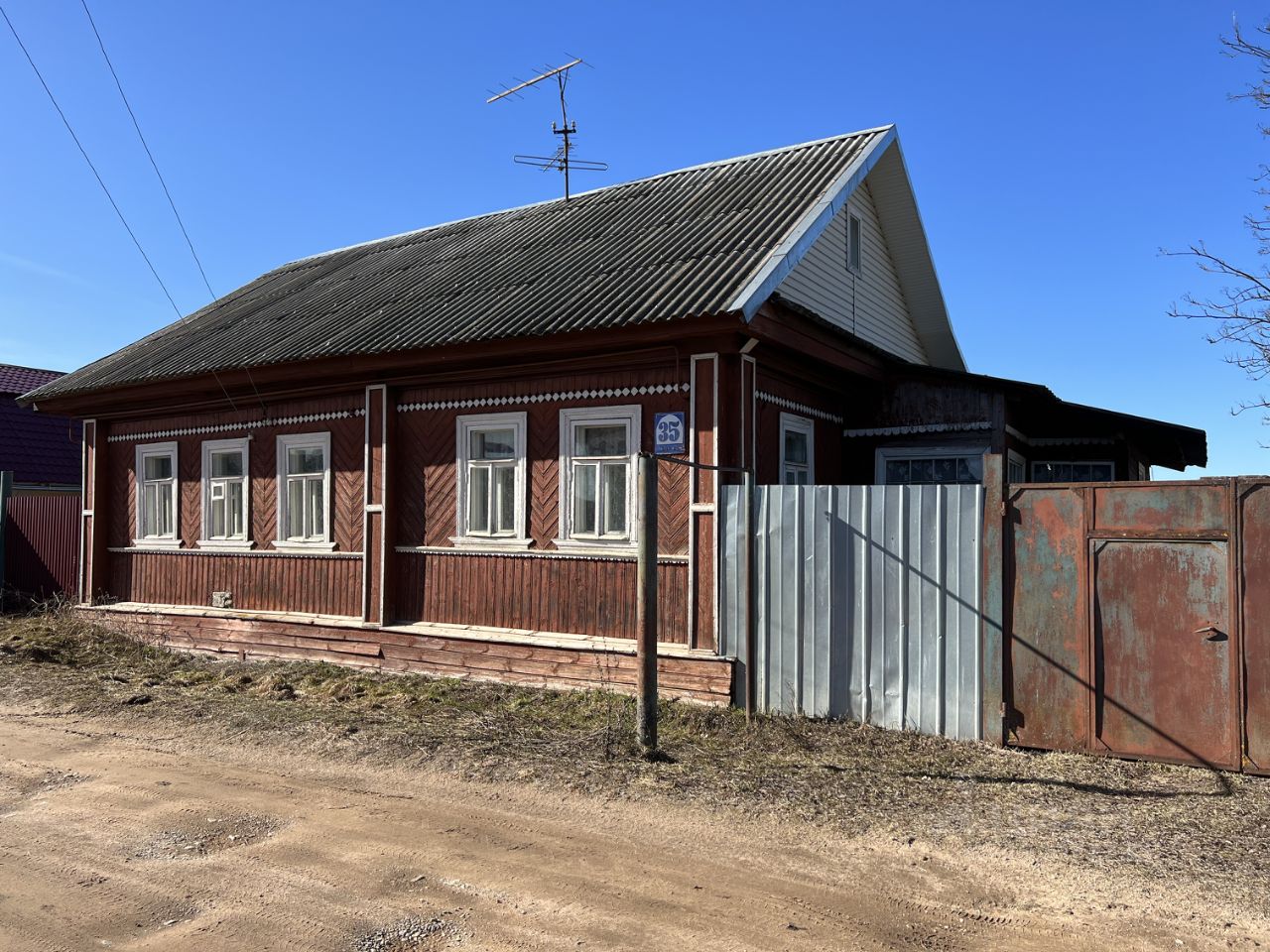 Купить дом с газом в деревне в Вышнем Волочке. Найдено 4 объявления.