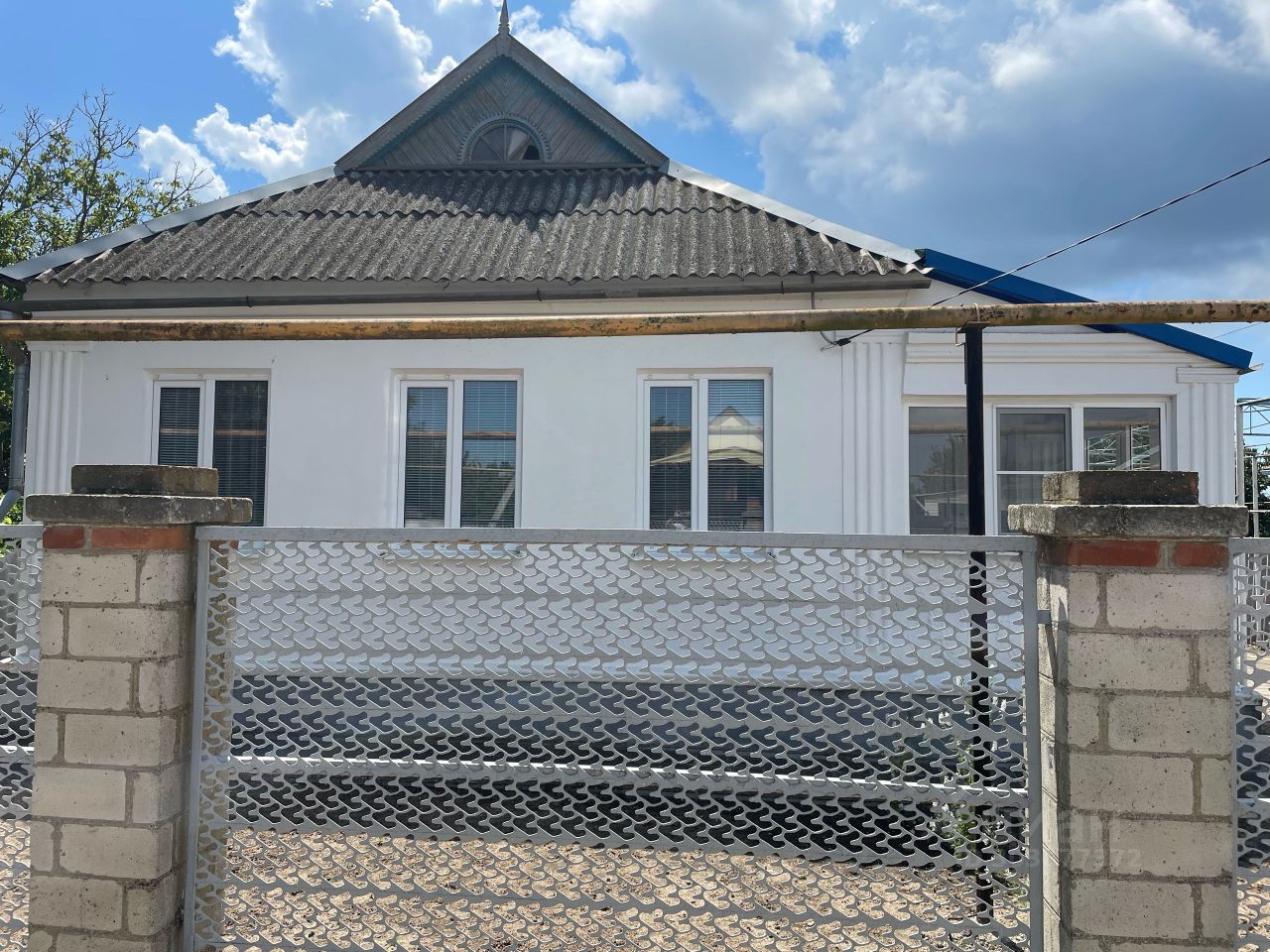 Продажа дома 11,9сот. Краснодарский край, Темрюкский район,  Старотитаровское с/пос, Старотитаровская станица - база ЦИАН, объявление  303877372