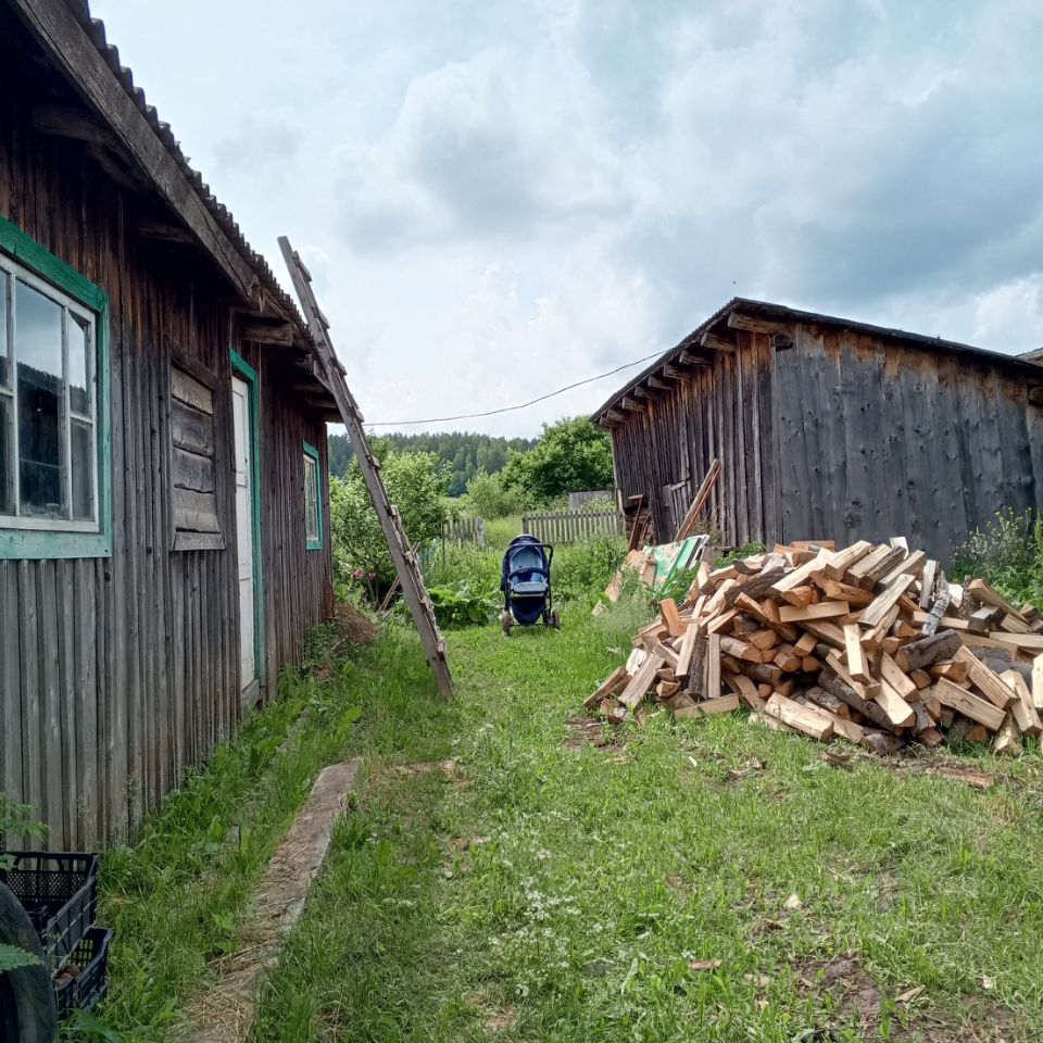 Продаю дом 44сот. ул. Молодежная, 26/1, Пермский край, Еловский  муниципальный округ, Суганка село - база ЦИАН, объявление 303738458