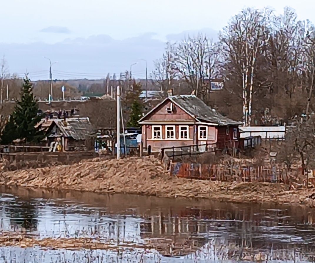 Купить дом у реки в Чудовском районе Новгородской области, продажа  коттеджей с участком на берегу реки в Чудовском районе Новгородской  области. Найдено 22 объявления.