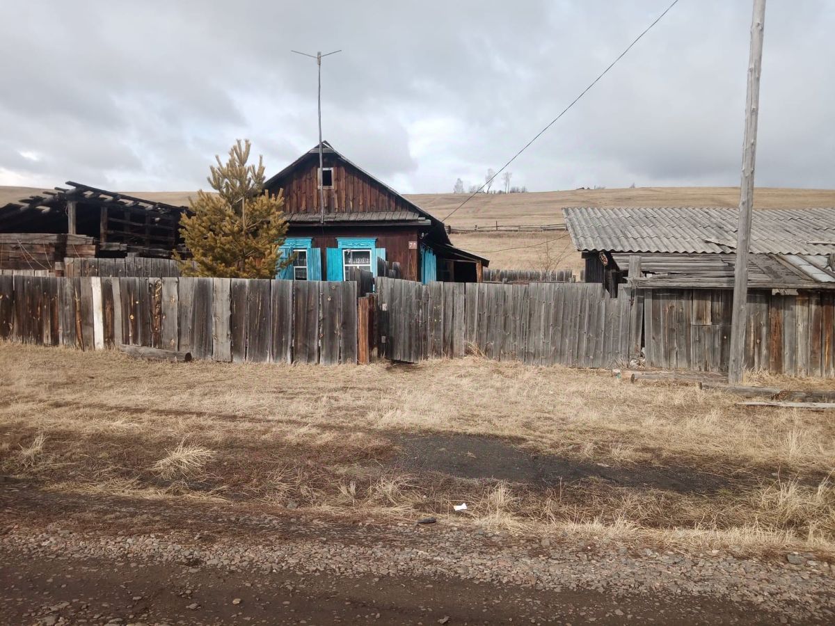 Купить дом без посредников в Заларинском районе Иркутской области от  хозяина, продажа домов с участком от собственника в Заларинском районе  Иркутской области. Найдено 6 объявлений.