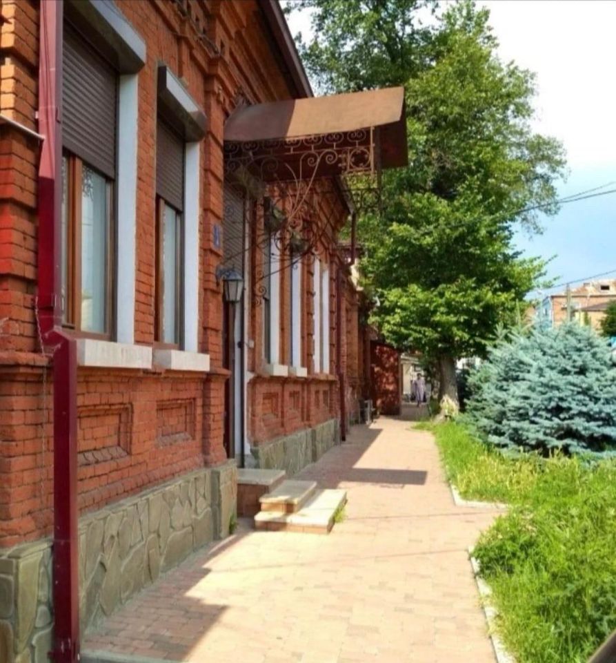 Купить загородную недвижимость на улице Джанаева в городе Владикавказ,  продажа загородной недвижимости - база объявлений Циан. Найдено 2 объявления