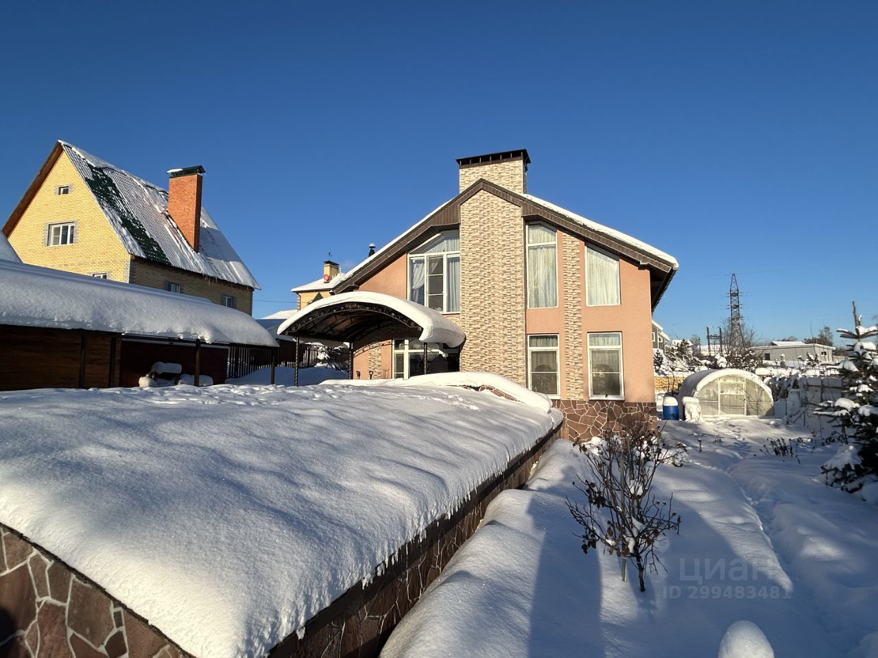 Купить загородную недвижимость на улице Набережная в городе Володарск,  продажа загородной недвижимости - база объявлений Циан. Найдено 1 объявление