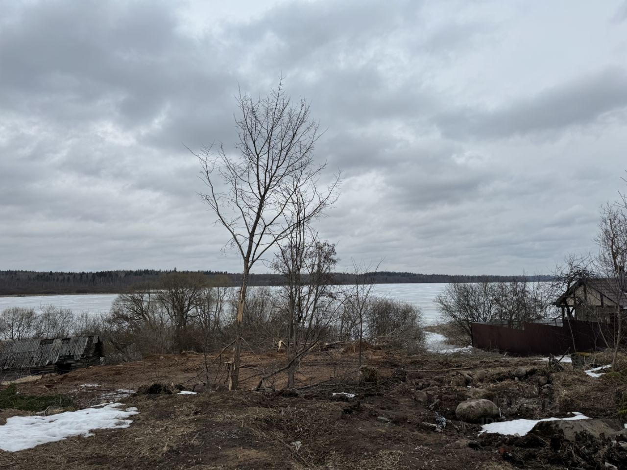 Купить загородную недвижимость в деревне Заозерье Гатчинского района,  продажа загородной недвижимости - база объявлений Циан. Найдено 5 объявлений