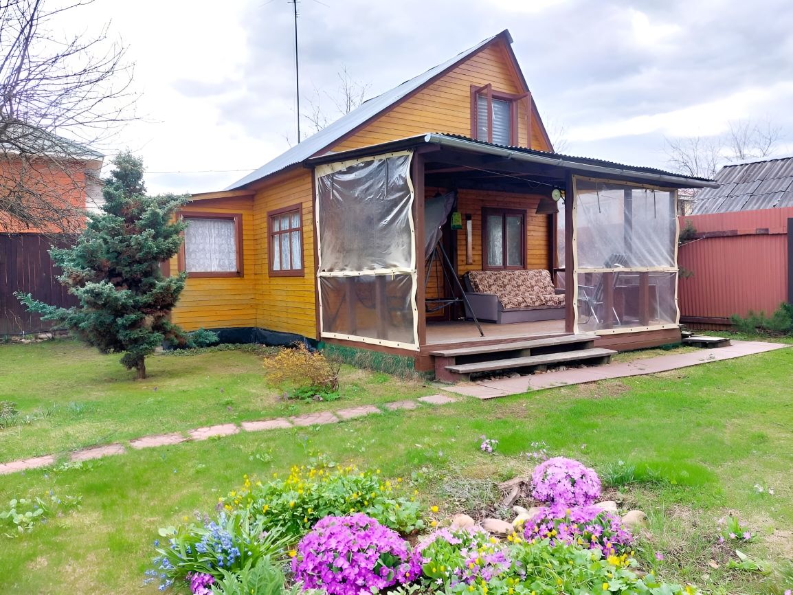 Снять загородную недвижимость в микрорайоне Заветы Ильича в городе Пушкино,  аренда загородной недвижимости на длительный срок. Найдено 2 объявления.