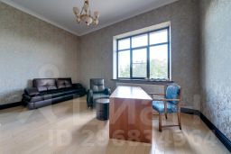 2-этаж. дом 750 м²