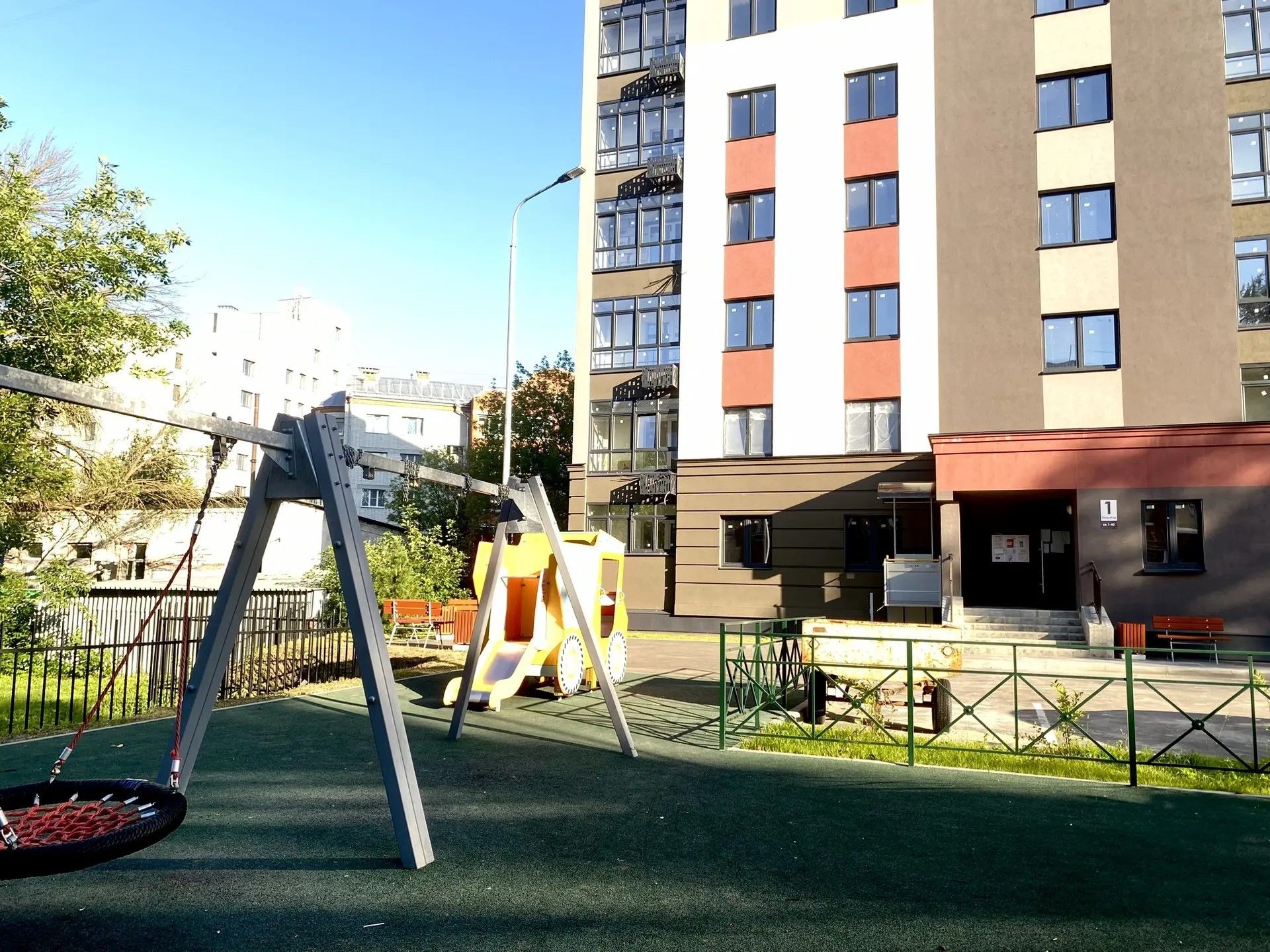 продажа квартир ДОМА на улицы МИРА 90А