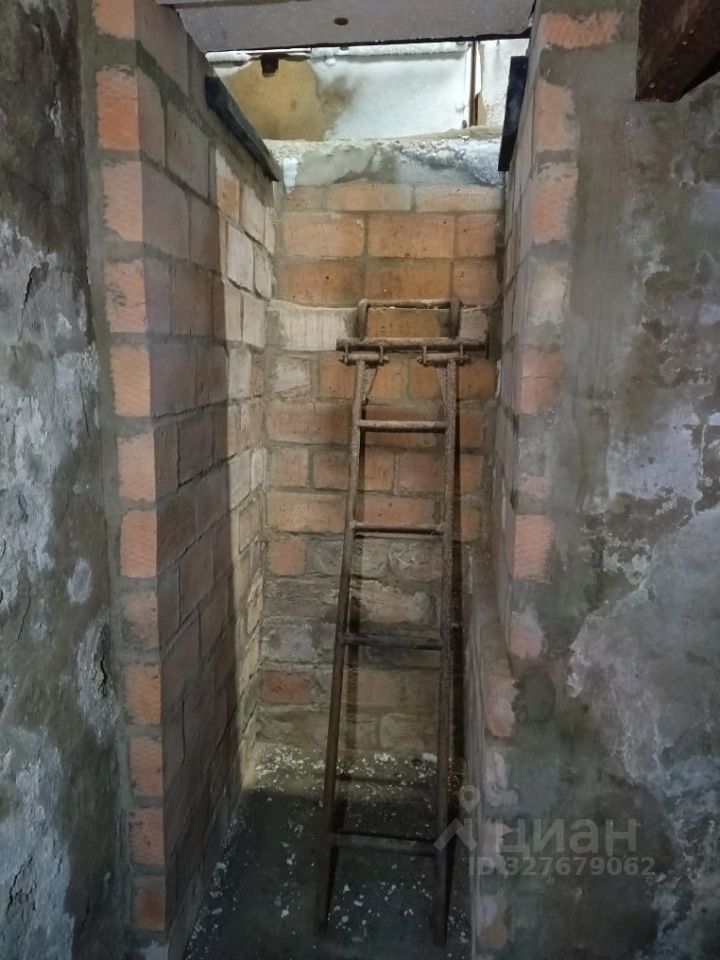 Гараж в Алтайский край, Барнаул ул. Солнечная Поляна, 1Б (19 м²)