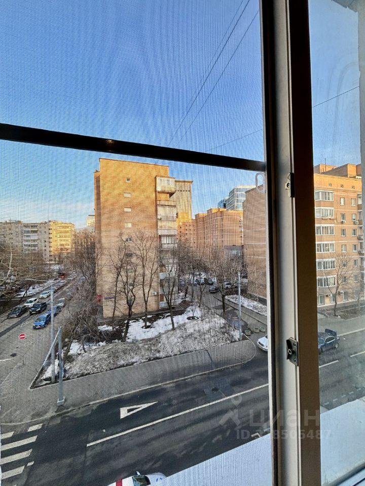 Комната, Москва