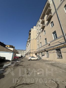 комната 137/44 м², этаж 2