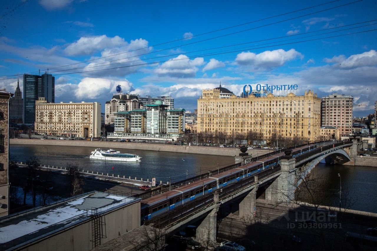 Снять комнату 16м² наб. Тараса Шевченко, 1, Москва, м. Киевская - база  ЦИАН, объявление 303809961