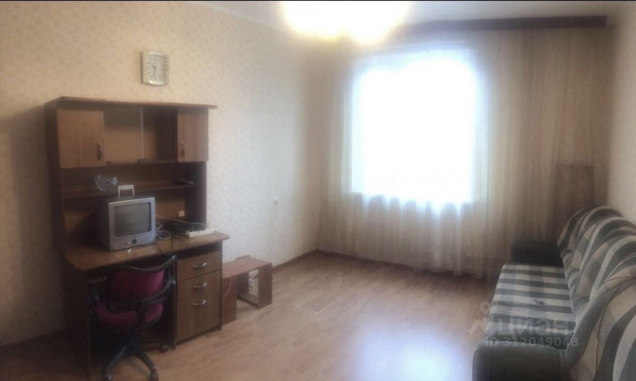 Сдаетсякомната,60/14м²