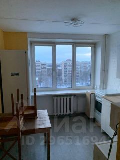 комната 70/20 м², этаж 12