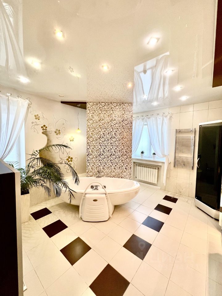 Коттедж в Иркутская область, Иркутск Ершовский мкр, 44 (354 м²)