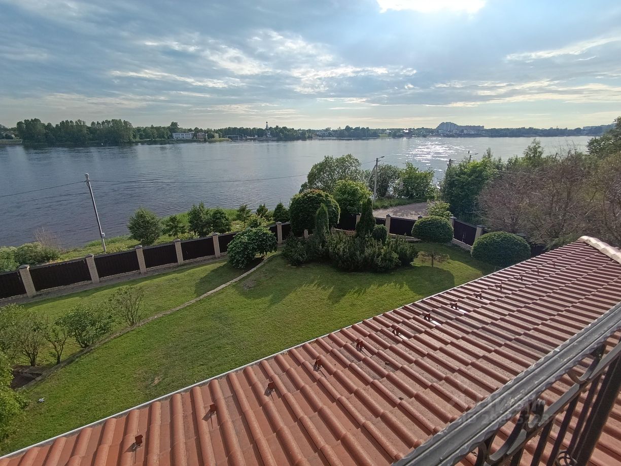 Купить коттедж 411м² ул. Овцинская, 64А, Ленинградская область ...