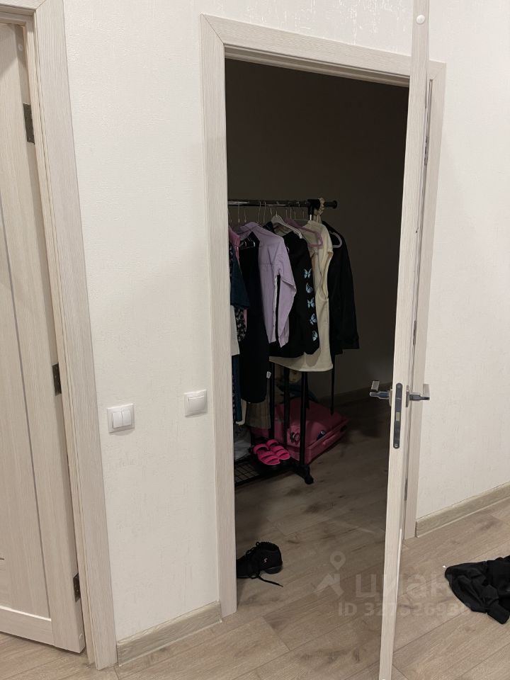 Коттедж в Ямало-Ненецкий АО, Новый Уренгой СМП-700 мкр, проезд Майский, 6 (273 м²)