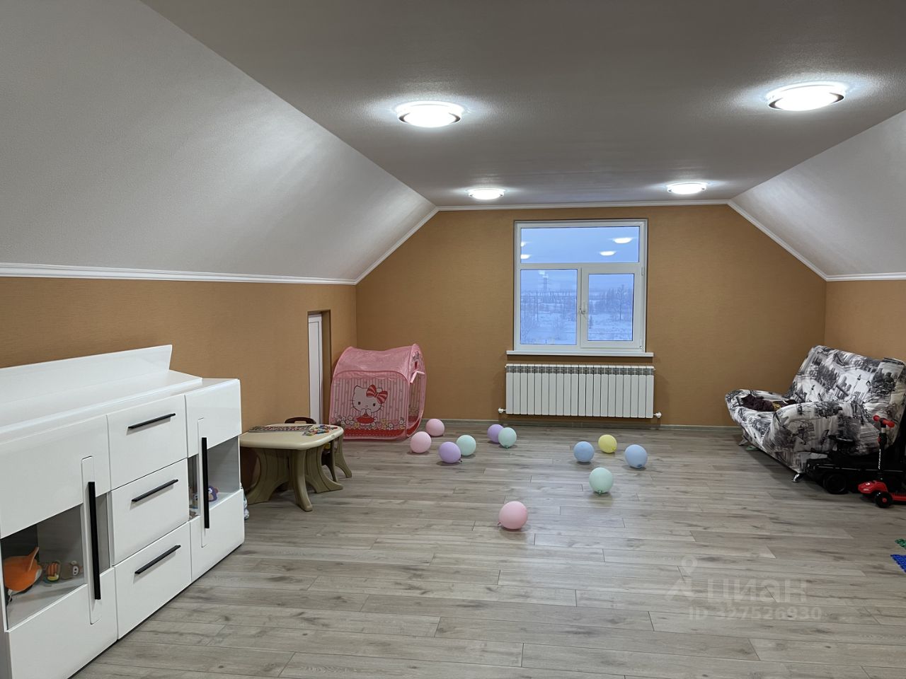 Коттедж в Ямало-Ненецкий АО, Новый Уренгой СМП-700 мкр, проезд Майский, 6 (273 м²)