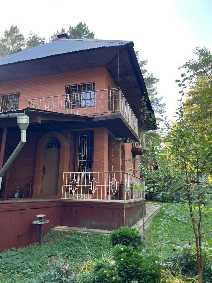 Продается2-этажныйкоттедж,200м²