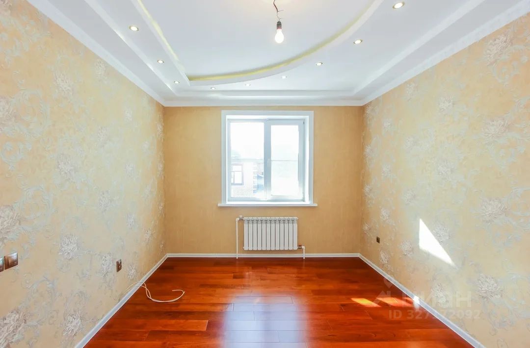 Коттедж в Бурятия, Улан-Удэ ул. Серебряная (272 м²)