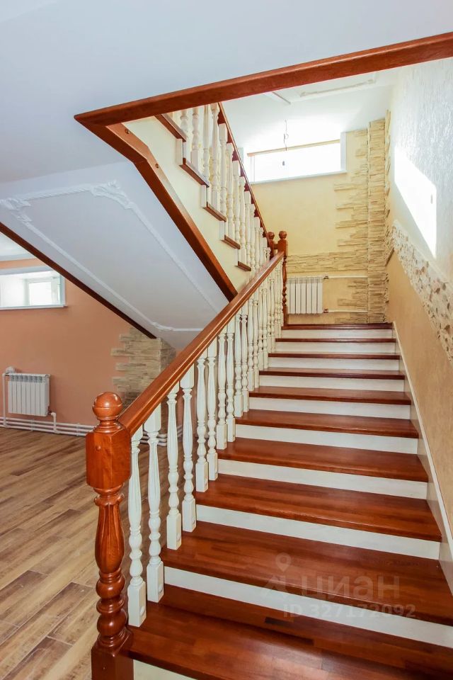 Коттедж в Бурятия, Улан-Удэ ул. Серебряная (272 м²)