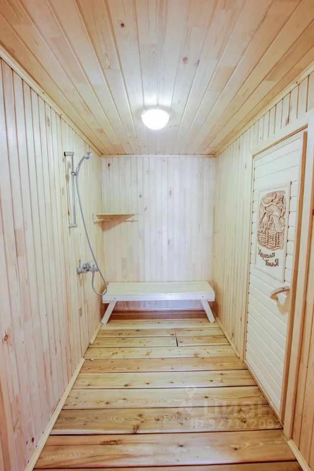 Коттедж в Бурятия, Улан-Удэ ул. Серебряная (272 м²)