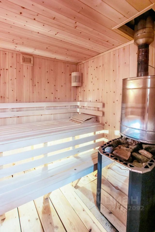 Коттедж в Бурятия, Улан-Удэ ул. Серебряная (272 м²)