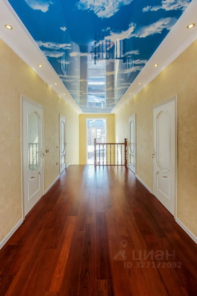 Коттедж в Бурятия, Улан-Удэ ул. Серебряная (272 м²)