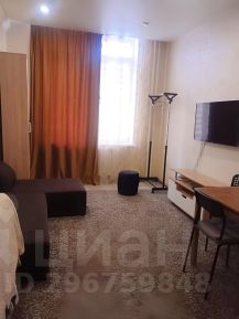 4-комн.апарт., 100 м², этаж 1