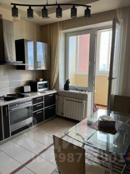 3-комн.кв., 92 м², этаж 9