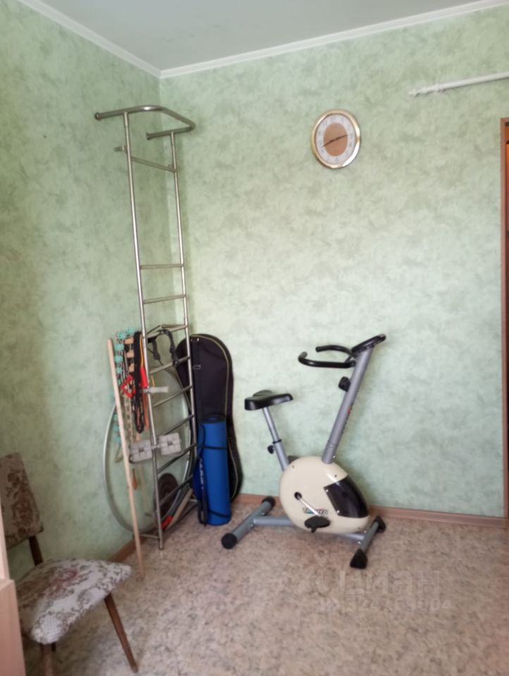 2-к кв. Кемеровская область, Прокопьевск Тырган мкр, 10-й мкр, 5 (50.1 м²)