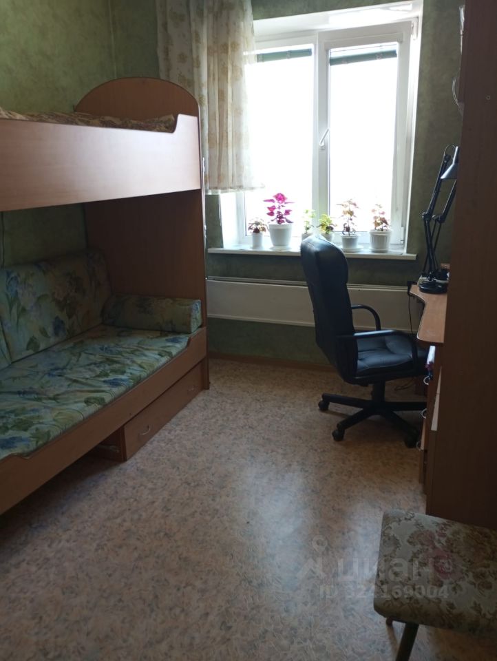 2-к кв. Кемеровская область, Прокопьевск Тырган мкр, 10-й мкр, 5 (50.1 м²)