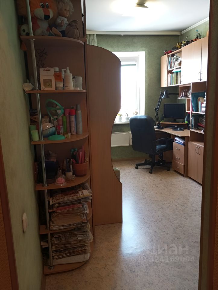 2-к кв. Кемеровская область, Прокопьевск Тырган мкр, 10-й мкр, 5 (50.1 м²)