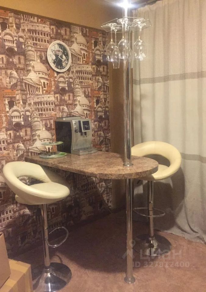 1-к кв. Иркутская область, Ангарск 17-й мкр, 4 (33.0 м²)