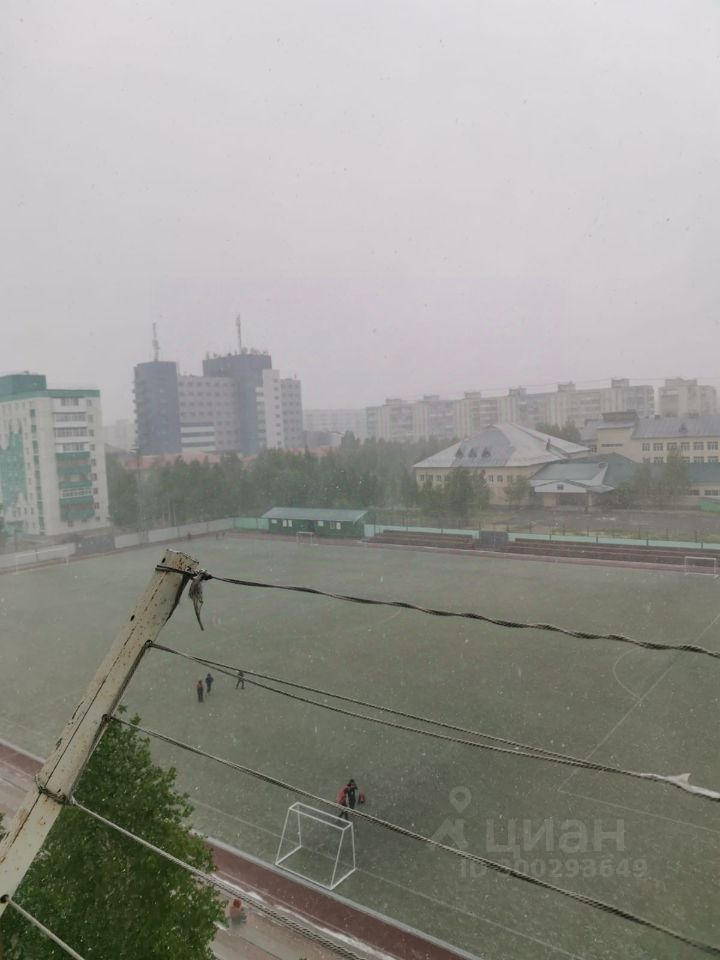 2-к кв. Ханты-Мансийский АО, Радужный 1-й мкр, 30 (44.0 м²)