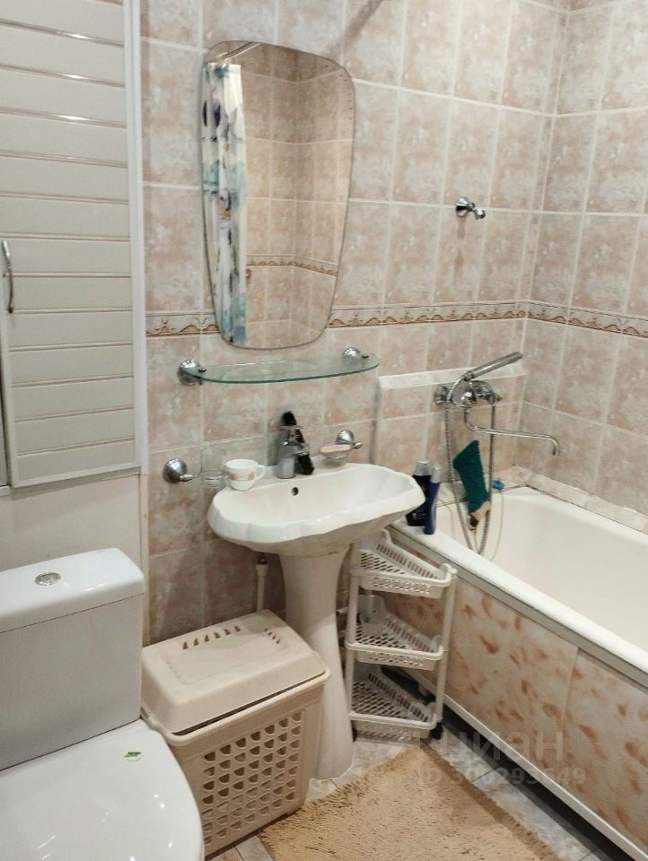 2-к кв. Ханты-Мансийский АО, Радужный 1-й мкр, 30 (44.0 м²)