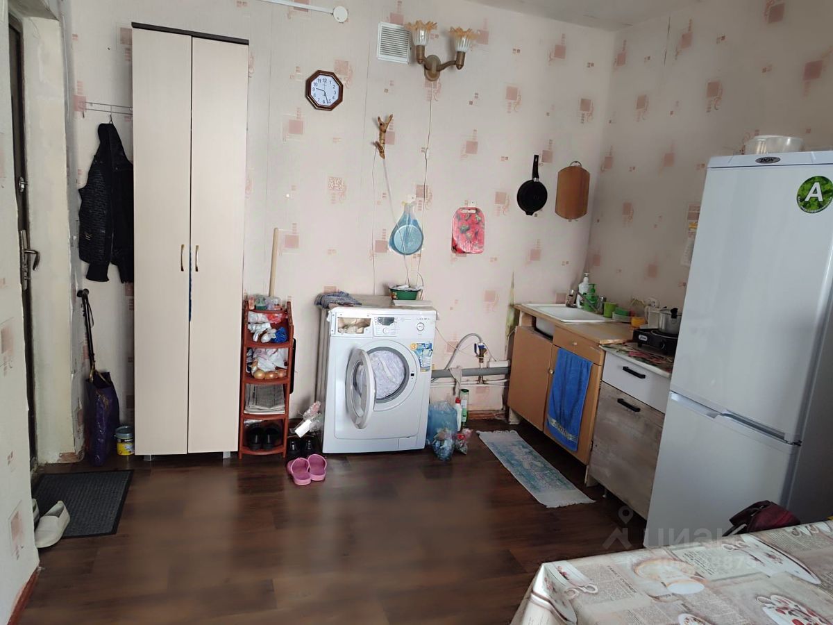 2-к кв. Тамбовская область, Уварово 1-й мкр, 23 (42.0 м²)