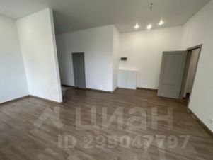 2-комн.кв., 71 м², этаж 1