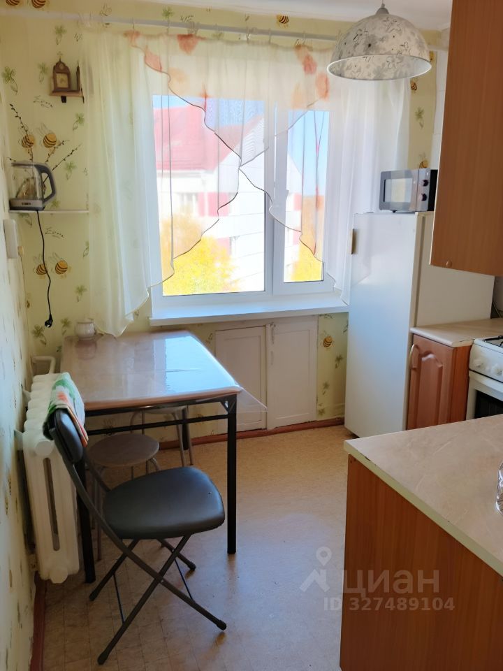 1-к кв. Ханты-Мансийский АО, Урай 2-й мкр, 27 (30.6 м²)