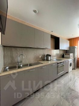 2-комн.кв., 60 м², этаж 3