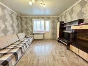 2-комн.кв., 49 м², этаж 1