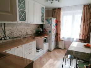 4-комн.кв., 77 м², этаж 12