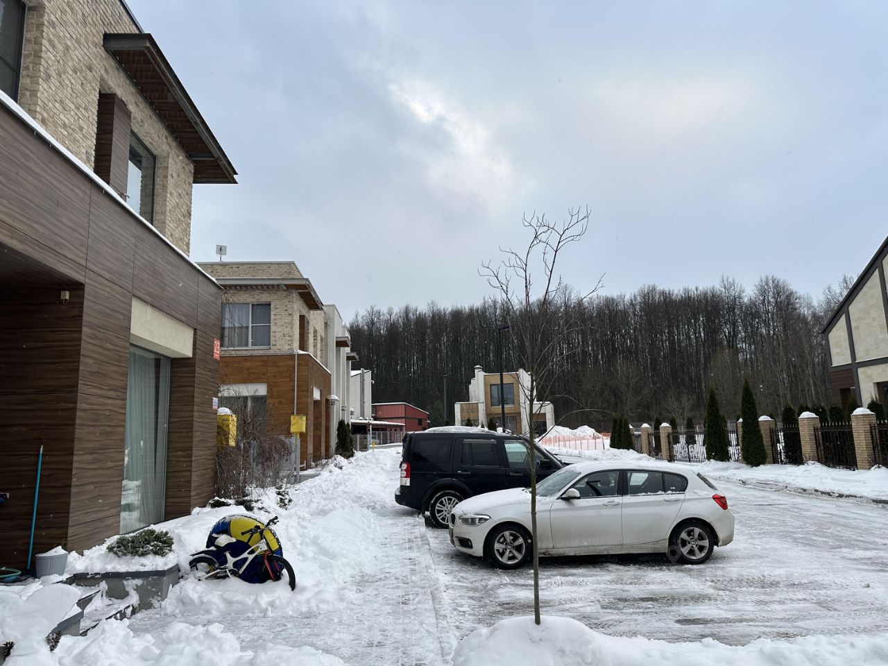 Купить квартиру в микрорайоне Южные Горки в поселке Мещерино, продажа  квартир во вторичке и первичке на Циан. Найдено 4 объявления