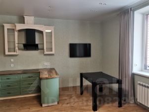 2-комн.кв., 82 м², этаж 2