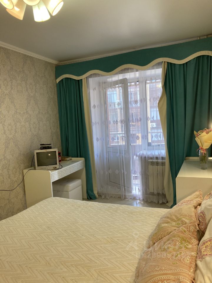 3-к кв. Хакасия, Абакан ул. Авиаторов, 4 (82.5 м²)