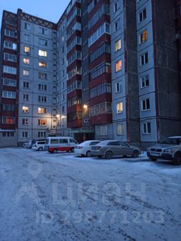 4-комн.кв., 70 м², этаж 3